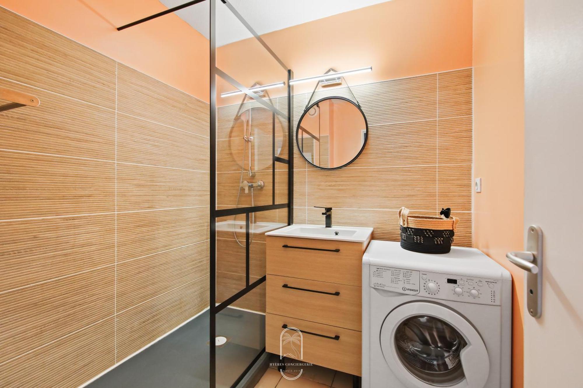 Hyeres Proche Centre - Appartement 1 Chambre Clim Pk Wifi By Hc المظهر الخارجي الصورة